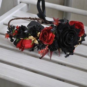 Black red gold cascading bouquet, Gothic wedding bouquet, Halloween wedding bouquet Flower crown