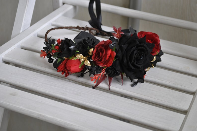 Black red gold cascading bouquet, Gothic wedding bouquet, Halloween wedding bouquet Flower crown