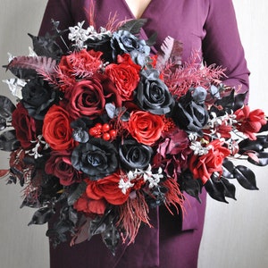 Black burgundy wedding bouquet, Gothic wedding bridal bouquet, Halloween wedding