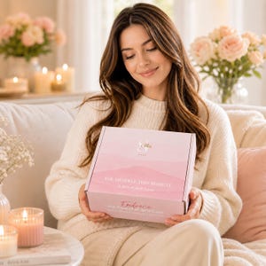 Self-Care Gift Hamper for Her, Crystal Candle, Bracelet, Sleep Mask & Oils image 13
