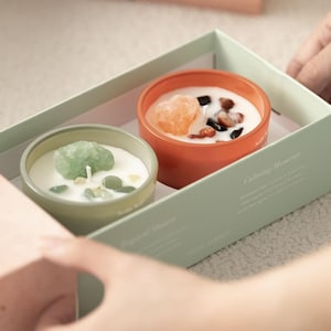 Crystal Infused Candle Gift Set: Soy Wax Aromatherapy, Scilla Rose
