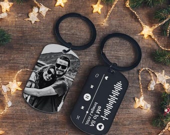 Personalised Scannable SPOTIFY Engraved Keyring - Gifts for Him Her - Valentine's Day Anniversary Birthday Christmas Presents Memory Song