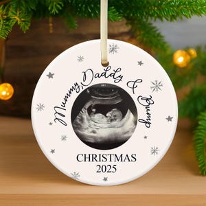 Personalized Baby Bump Ornament, Custom Ceramic Keepsake for Bump’s First Christmas, Holiday Gift for Mummy To Be / Daddy To Be