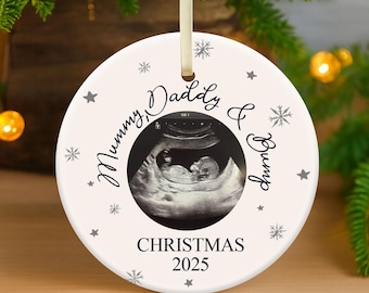 Personalized Baby Bump Ornament, Custom Ceramic Keepsake for Bump’s First Christmas, Holiday Gift for Mummy To Be / Daddy To Be