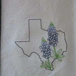 Texas Towel/Texas and Bluebonnet Dish towel/Bluebonnet Towel/State of Texas Towel/Bluebonnet Tea Towel/Texas Dish Towel/Texas/Bluebonnet