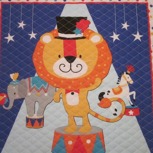 Circus Pattern Print Hooded Blanket