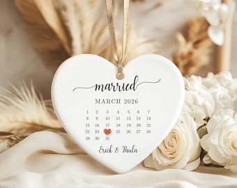 Personalised Wedding Date Ceramic Heart Ornament, Custom Married Calendar Bauble, Couple Keepsake Gift, Anniversary Ornament