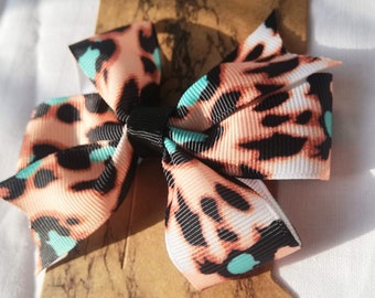 Punky Bow hair clip, leopard print hair bow, punk hair bow, emo Hair Bow, Hairbow, Rocker Hairbow