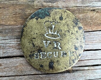 1800s Queen Victoria British Crown England Mark Secure Token Tag