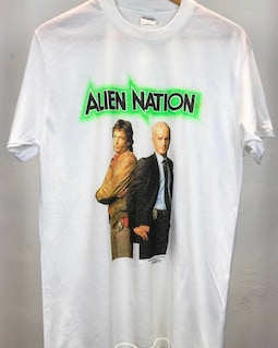 alien nation フットボールシャツ フリーサイズ エイリアンネイション 90年代のヴィンテージ映画「エイリアン・ネイション」Tシャツ - Etsy 日本
