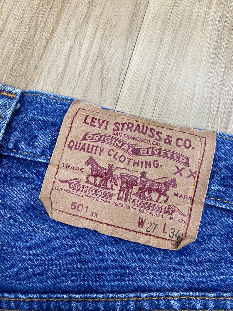 size 27 vintage levi's 501xx made in USA image 4