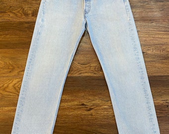 size 31 vintage levi's 501 cut off jeans faded blue