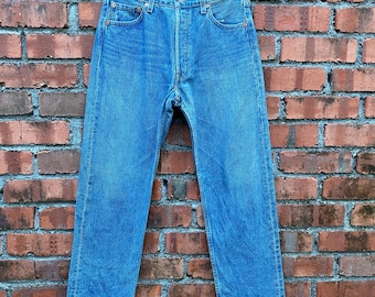 Vintage Levi's 501 Jeans: 90s USA Made Classic Fit Denim W33 L30
