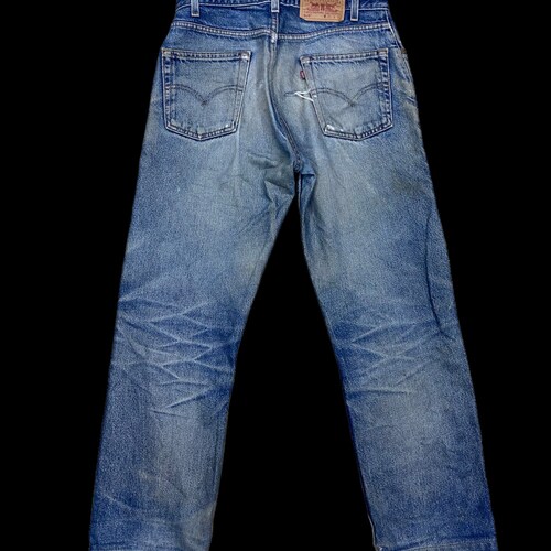 Size 31 vintage shops 90s levi's 505 distressed condition