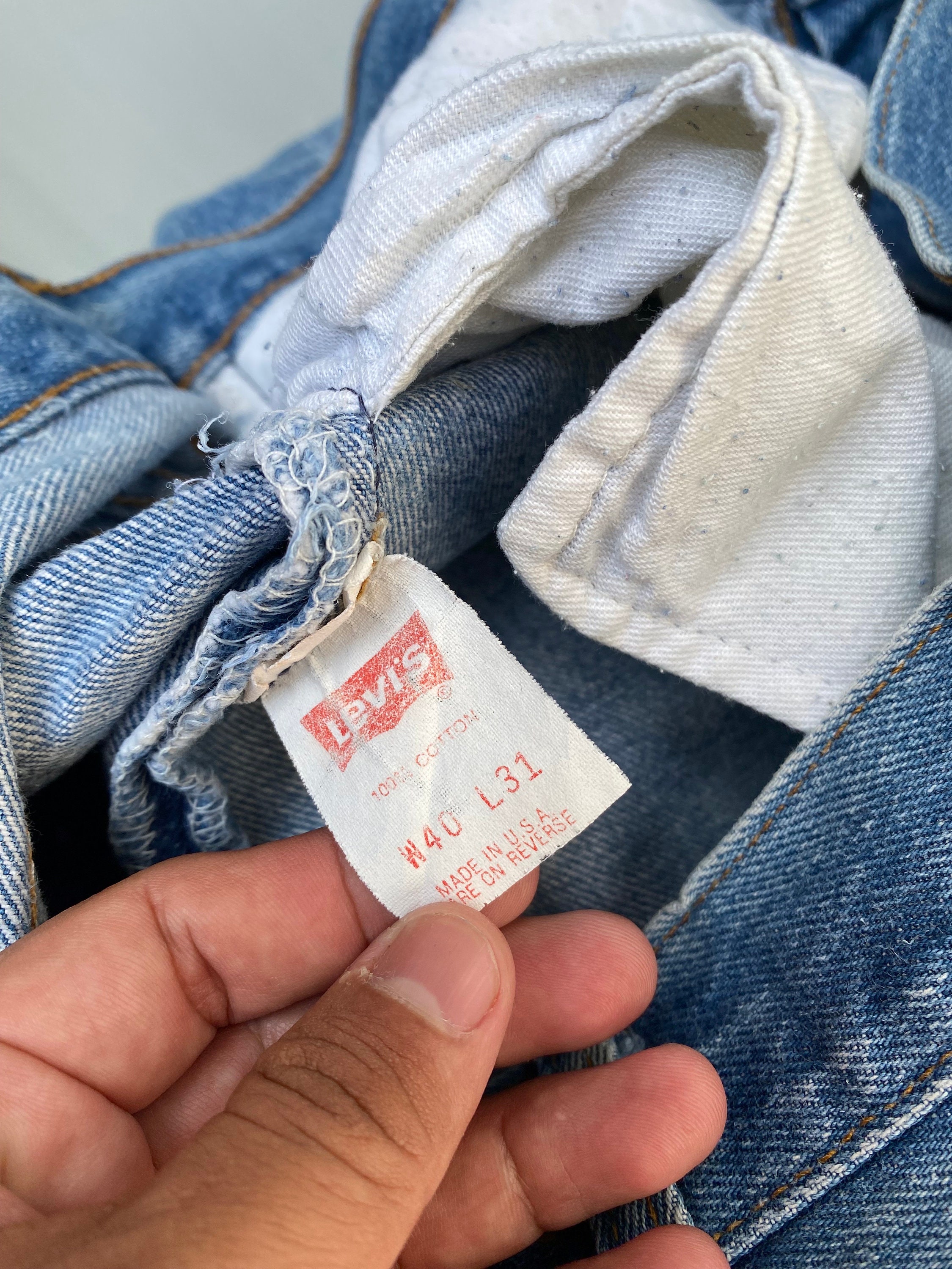 Size 39x27.5 Vintage Levi