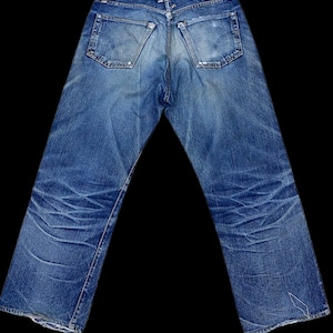 size 32 japanese brand denime jeans distressed condition