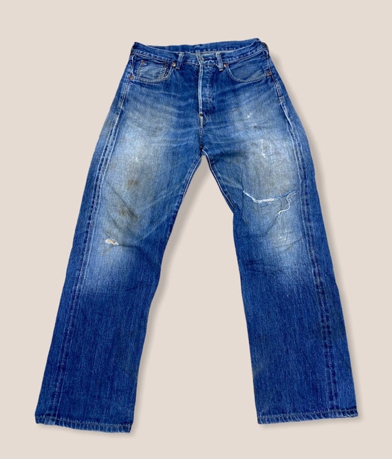 size 32 levis distressed denime big E - image 1