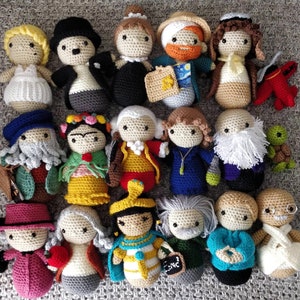 Iconic Amigurumi crochet PATTERN Mozart Marilyn van Gogh Earhart Vinci Kahlo Merkel Darwin Curie Gandhi Newton Cleopatra Einstein Queen