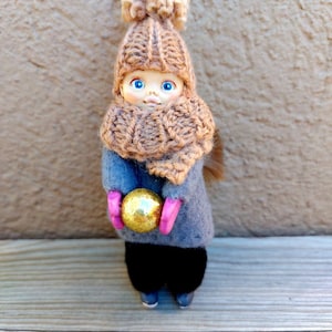 Decoration doll