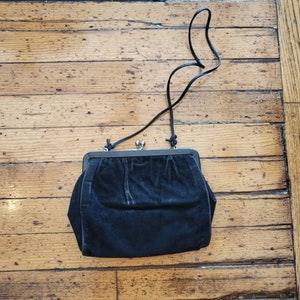 Vintage Clasp Closure Purse Black