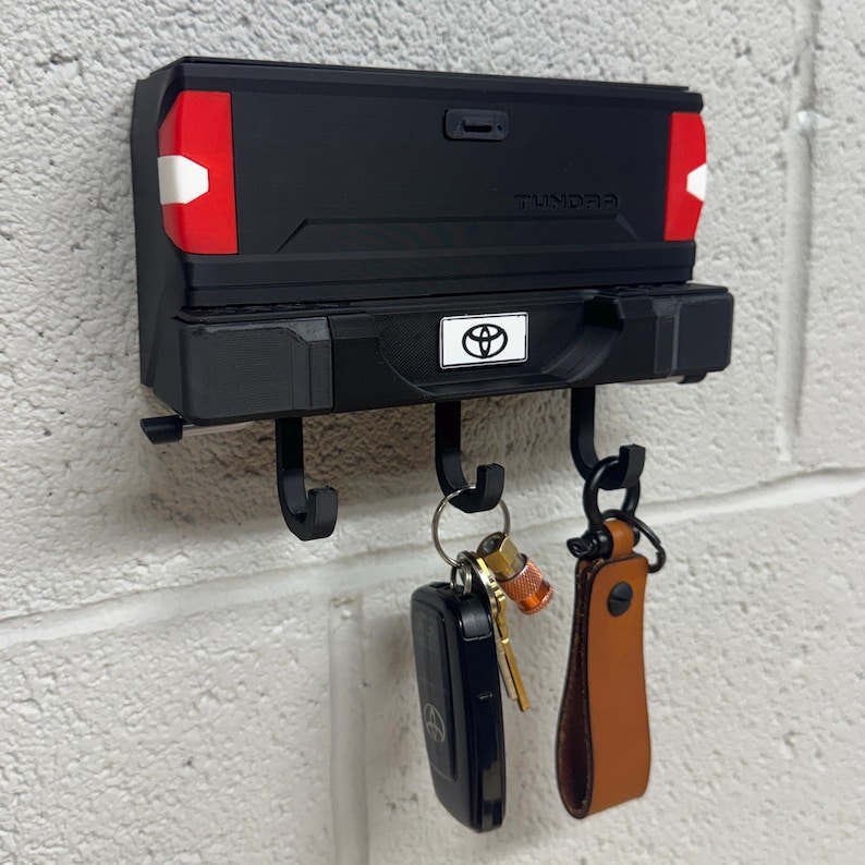 Toyota Tundra TRD, wall mounted key hanger, black