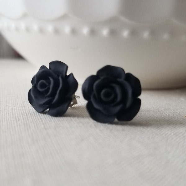 Rose Stud Earrings in Matte Black