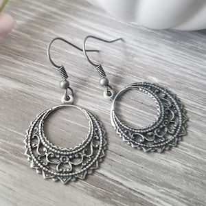 Pendientes de filigrana Boho de estilo vintage en plata antigua