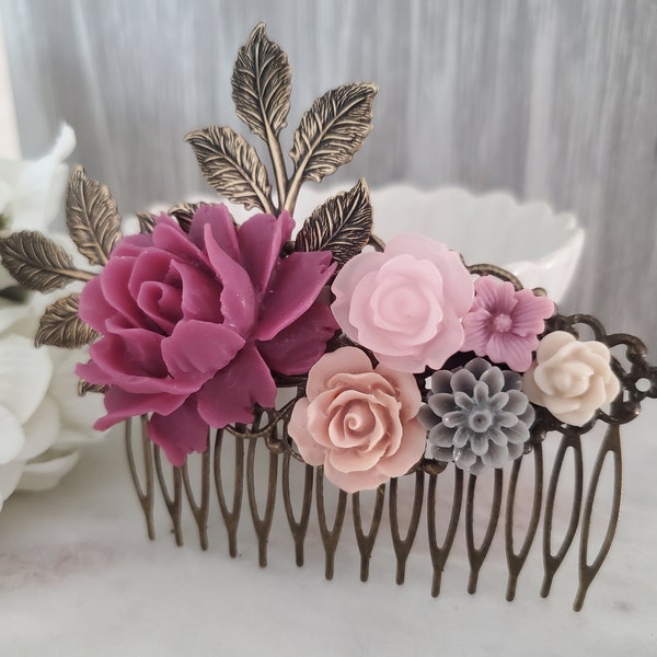 Purple Hair comb, Plum and Grey Rose Flowers, Lilac Garden Rustic Wedding