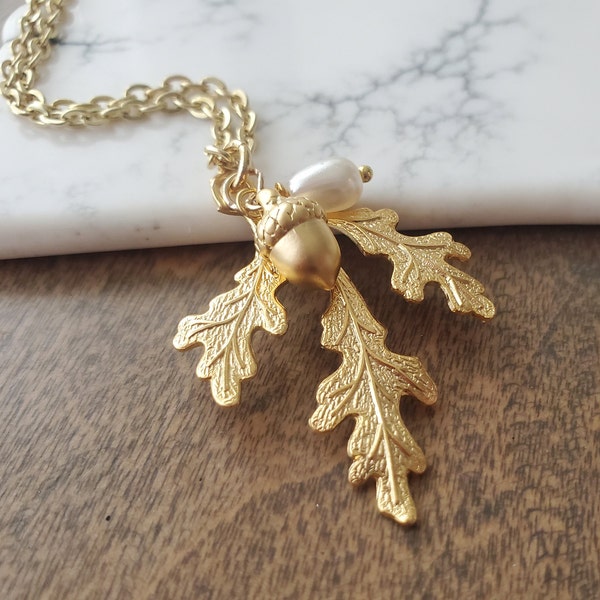 Oak Leaf and Acorn Necklace in Gold, Autumn Gift for Her