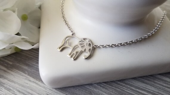 Dainty Elephant Pendant Necklace Abstract Minimalist Etsy