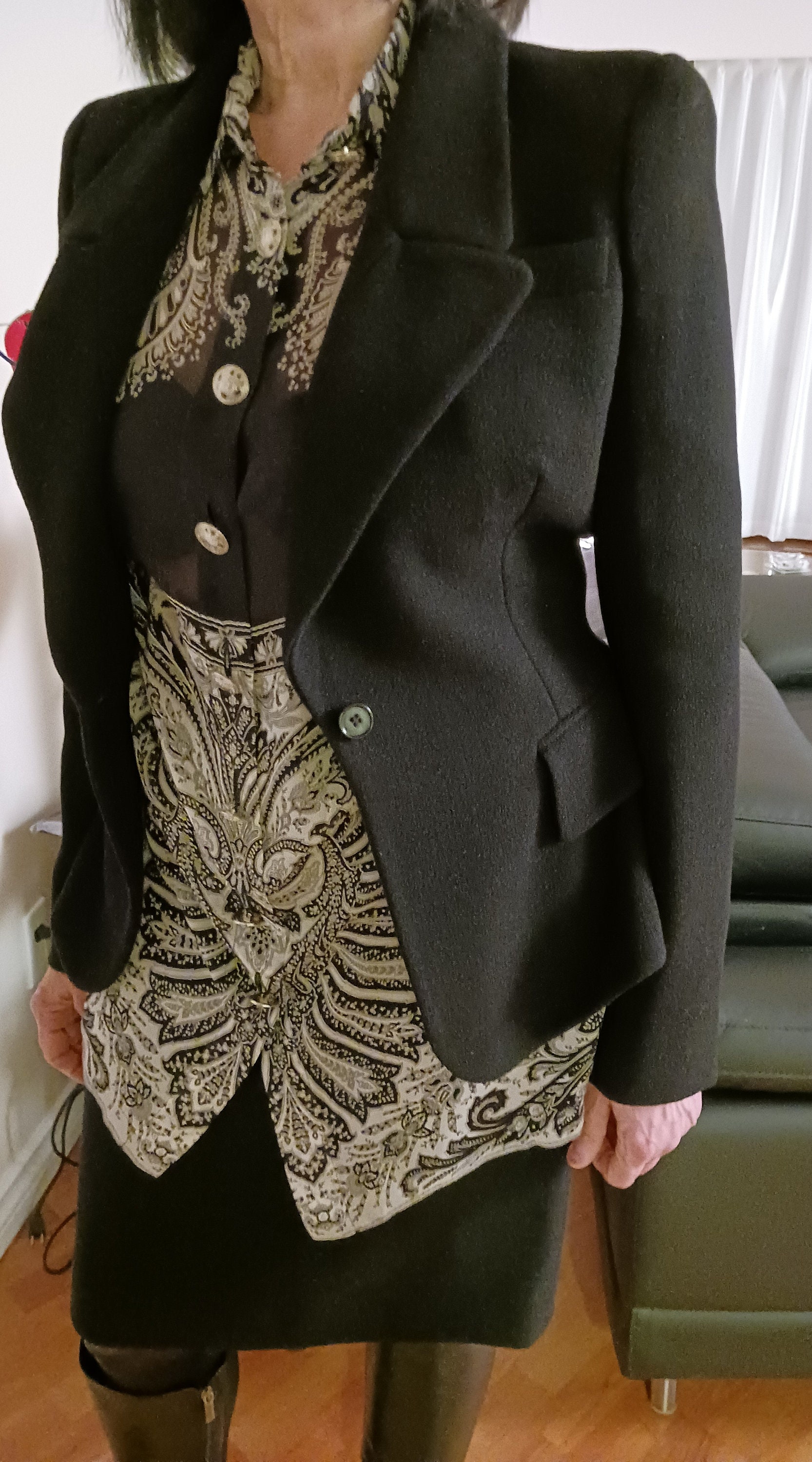 【送料&関税込】Alexander McQueen Blazer Alexander McQueen chain-embellished Blazer | Black | FARFETCH