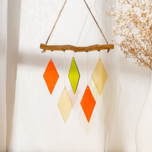 Glass Wind Chime Multicolours Leaves Windchime Garden Art Window Home Decor Mobile Suncatcher Fair Trade Gift Rainbow F68
