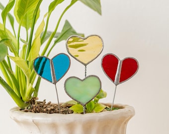 Estaca de corazón para plantas, regalos para amantes de las plantas, decoración de macetas, San Valentín para ella, arte en vidrio, decoración de jardín exterior, hecho a mano, teñido F44