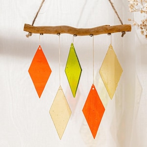 Glass Wind Chime Multicolours Leaves Windchime Garden Art Window Home Decor Mobile Suncatcher Fair Trade Gift Rainbow F68