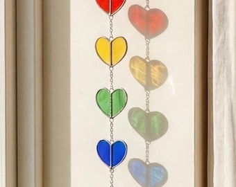 Rainbow Heart Suncatcher, glas in lood raam, glazen zonvanger, hart Suncatcher, glas in lood hart, liefdeshart, raam hangend F22