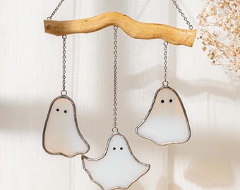 Stained Glass Ghost Mobile For Whimsical Halloween Wall Decor F74