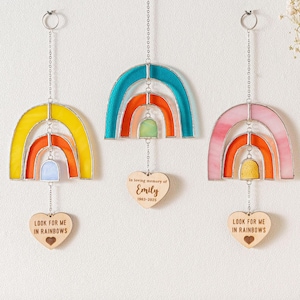 Loss Of Mom Memorial Suncatcher, Rainbow Bridge, Sympathy Suncatcher, Personalized Loss, Remembrance Gifts, Engraved Gift, Memorial Gift Q12