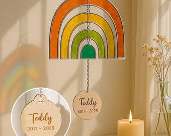 Atrapasol arcoíris conmemorativo para mascotas, vitral para ventana, homenaje Q13