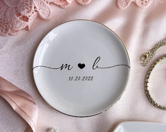 Porte-anneaux courbe Initiales, assiette en céramique, organisateur de bijoux personnalisé, plateau pour alliances, cadeau de mariage pour elle _NND