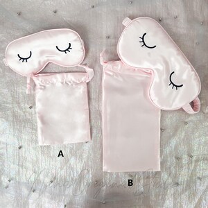 Masque pour les yeux de sommeil personnalisé avec pochette, masque en soie de mûrier doux pour le sommeil de voyage, masque pour les yeux de demoiselle d'honneur, cadeau de soirée pyjama pour elle image 5