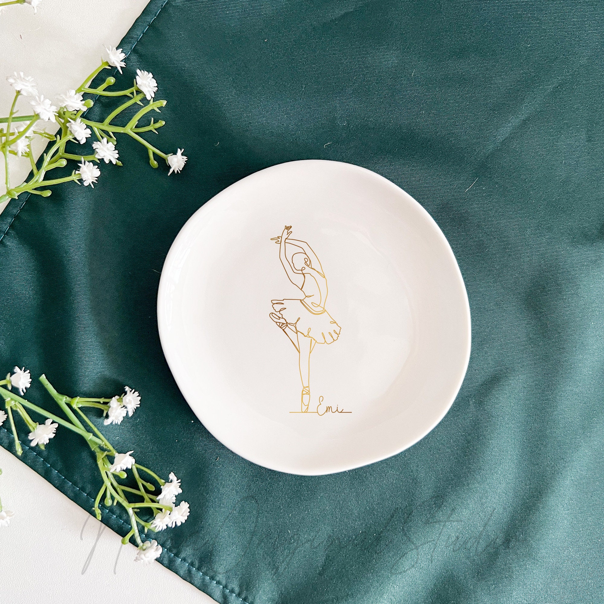 Personalized Ballet Ring Dish, Ballet Dancer Jewelry Dish With Name, Dancer Drawing Trinket Tray, Dance Gift For Girls, Dance Teacher Gift
