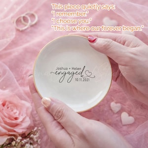 Gepersonaliseerde verlovingsring schotel, aangepaste naam datum sieraden schotel, bruid cadeau, bruiloft aandenken, nieuw verloofd cadeau, nieuw huis cadeau _NND