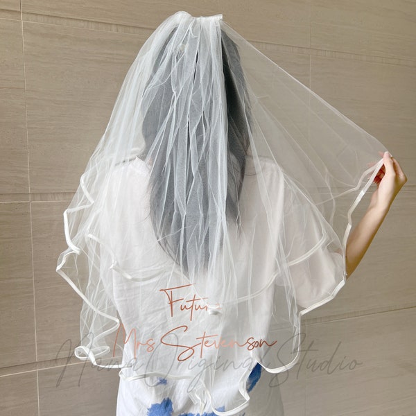 Custom Future Mrs Veil With Hair Comb, Bachelorette Party Veil, Bride To Be Veil, Bridal Shower Gift, Modern Wedding Accessories
