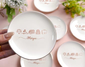 Personalisierte Juristin Schmuckschale, Jurafeier, Graduierung der Jurafakultät, Waage der Gerechtigkeit, Schmuckschale für Jurastudierende oder Anwälte, Geschenk zum Ruhestand