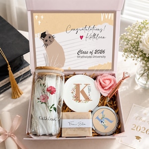 Caja de regalo de graduación para mujeres, caja de regalo con taza de cristal para ella, paquete de bienvenida para recién graduadas, plato redondo con borde dorado, regalos de admisión