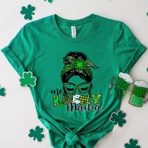 Een Lucky Mama Shirt, Vrouwen St Patty&#39;s Shirt, St Patrick&#39;s Day Shirt, St Patty&#39;s Mom Shirt, Moederdag Cadeau, Cadeau voor moeder, Cadeau voor vrouw