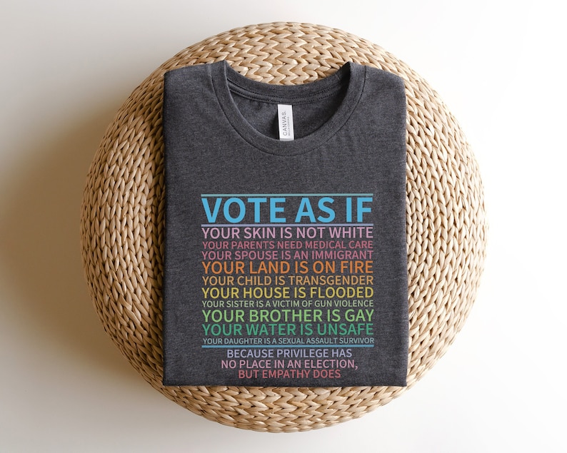 投票するTシャツ、人権シャツ、抗議アパレル、LGBT権利ギフト、女性権利シャツ、投票ギフト、プロチョイスシャツ、ロー対ウェイドシャツ 画像 1