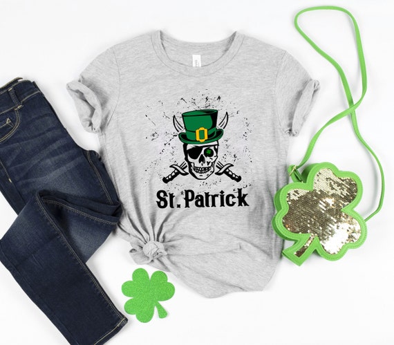 Saint Patrick's Day Shamrocks Skull T-Shirt Saint Patrick's Day Shamrocks Skull T-Shirt
