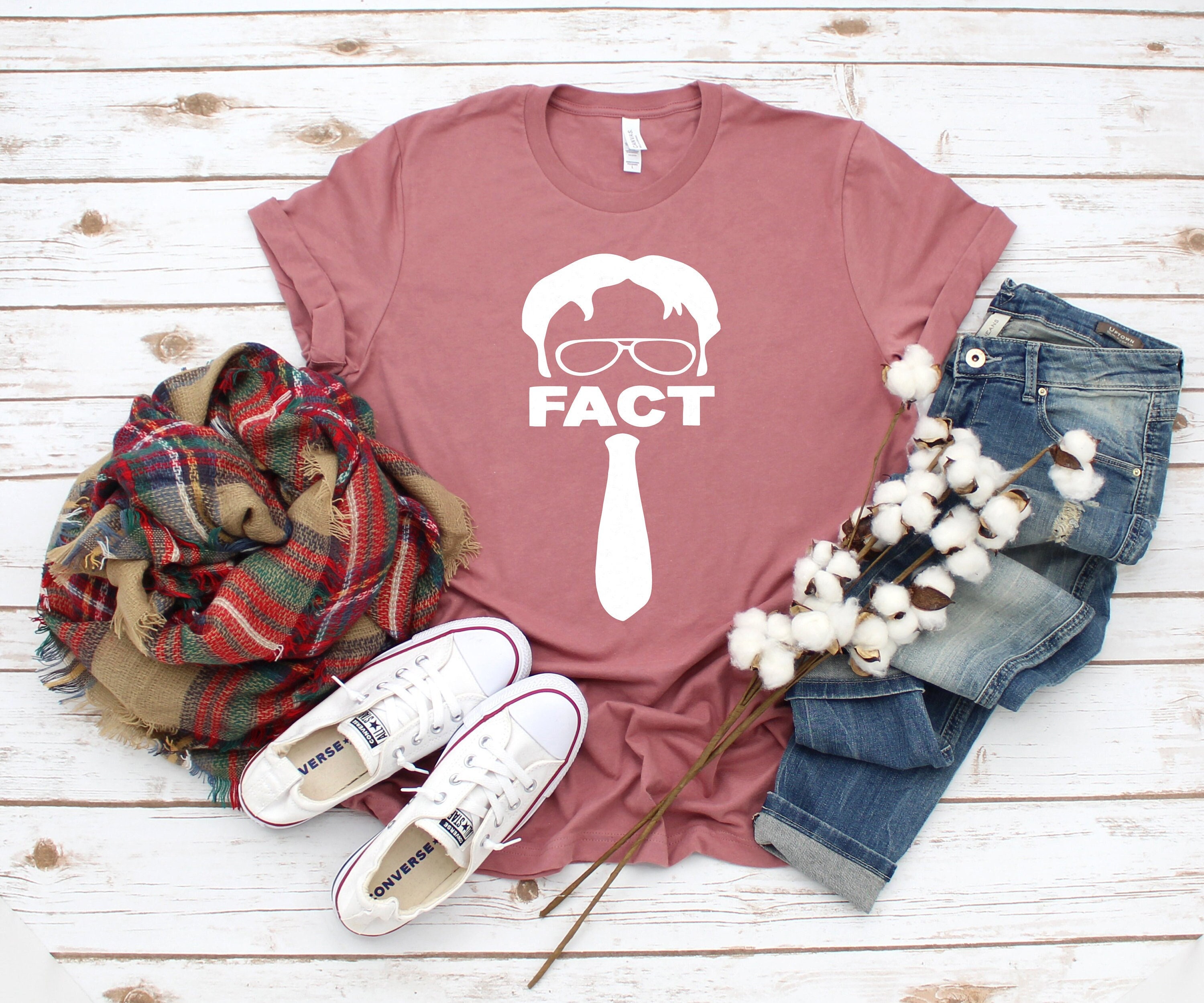 Feitenoverhemd | De kantoorliefhebber | Dwight Schrute feit tshirt | Schrute  grappig shirt | Dameskleding | De kantoorventilator | Uniseks dames T-shirt  - Etsy België, image size:3000x2500