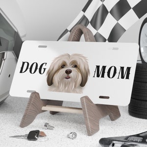 犬のママまたはパパのバニティプレート、犬好き、車のバニティプレート、ゴルフカーのナンバープレート、犬好きへのギフト、カスタマイズされたバニティプレート、あなたの犬を選んでください